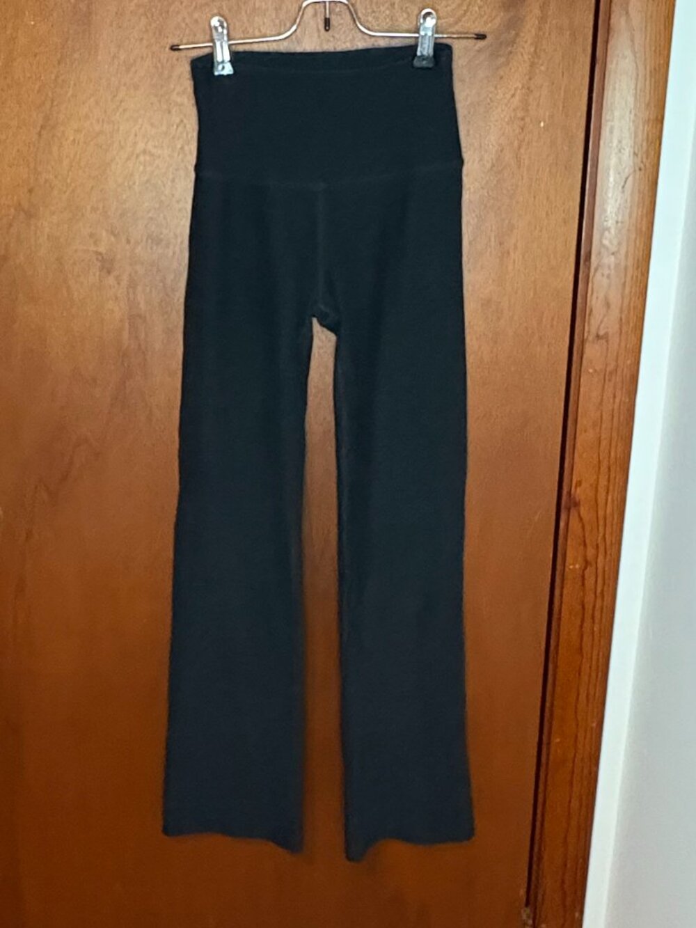 Beyond Yoga Black Spacedye Straight Leg Black Yoga Pants